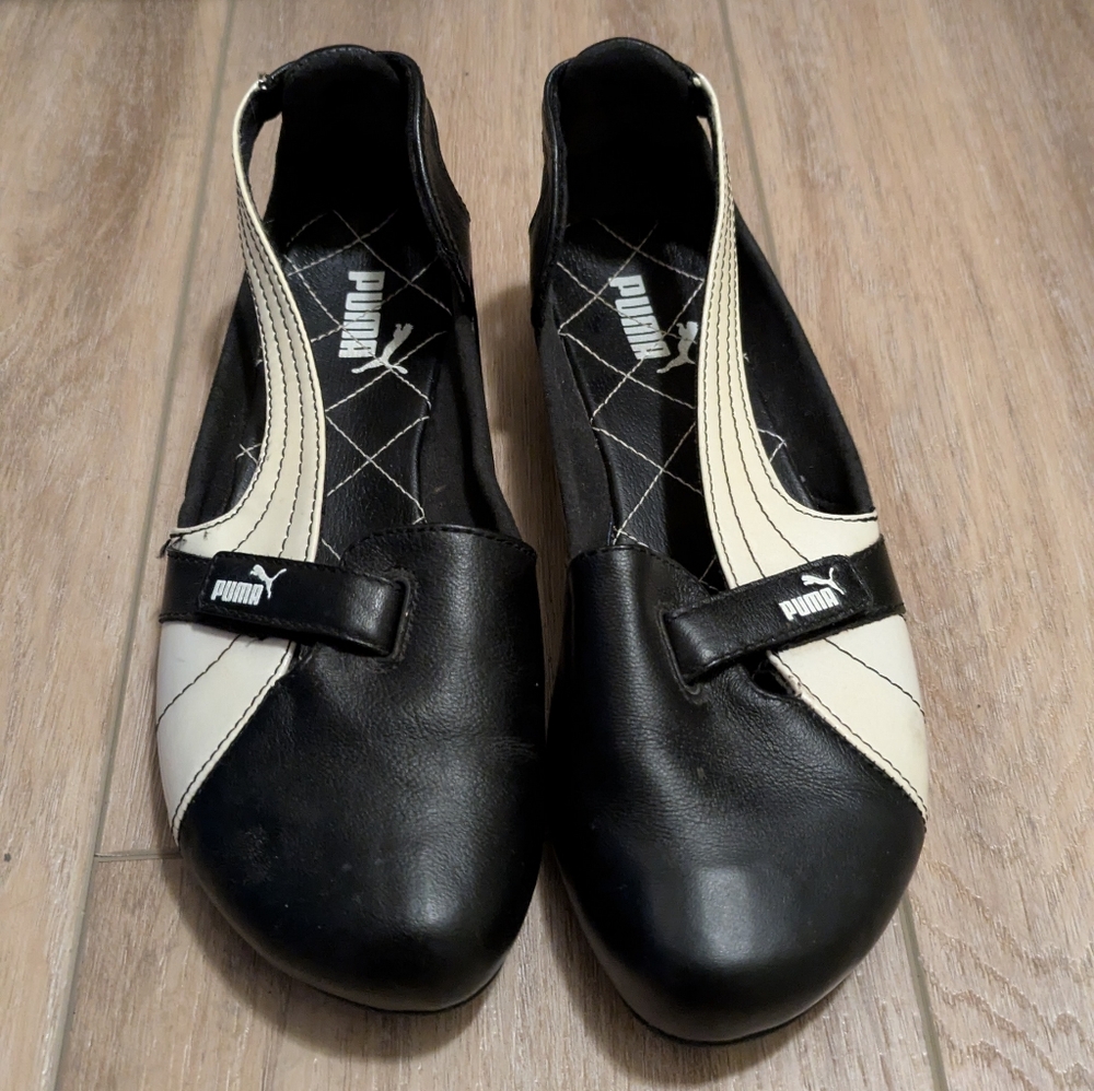 VINTAGE RARE Puma Black and White Women's Flats
